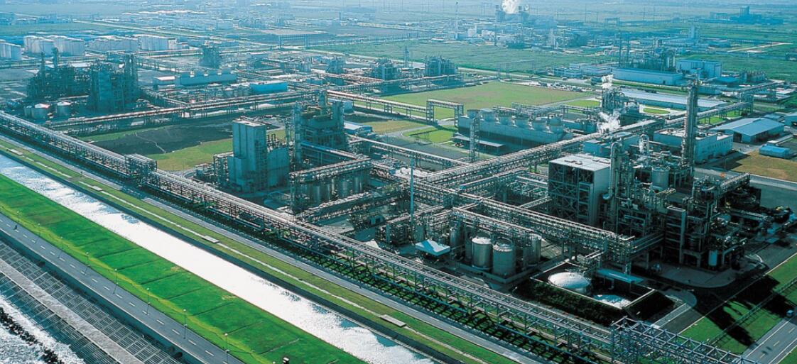 防腐電伴熱帶主要用于工業(yè)危險(xiǎn)易燃易爆環(huán)境 防腐電伴熱帶主要用于工業(yè)危險(xiǎn)易燃易爆環(huán)境